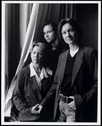 Portret van Ninska (links), Masha (midden) en Inge (rechts) 1996