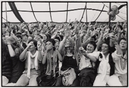 Na abortusdemonstratie bijeenkomst in het Vondelpark met actie : 'Wij eisen het Vondelpark'. 1980