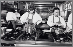 Vrouwenvakschool Lena de Graaf : kook lessen. 1990
