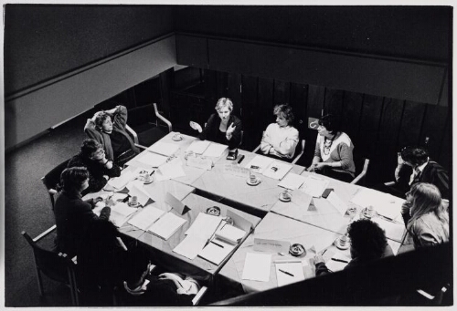 Bijeenkomst van vrouwen, werkzaam aan HBO instellingen. 1984