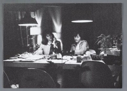 Redactievergadering van MVM Nieuws. 1976
