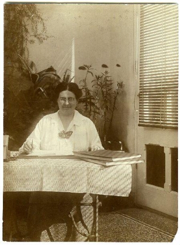 Johanna Westerdijk in het Phytopathologisch Laboratorium 'Willie Commelin Scholten' en het Centraal Bureau voor Schimmelcultures 1907