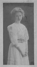 Portret van een jonge vrouw [Willie Scheer?] 191?