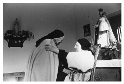 Carmelites viert haar vijftigjarig professiefeest. 1984