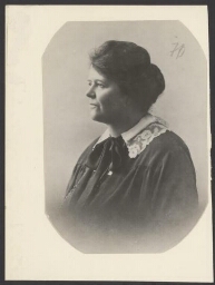 Portret van Ruth Morgan, bestuurslid van de International Woman Suffrage Alliance (IWSA) en vice-president van de National League of Women Voters (VS) 192?