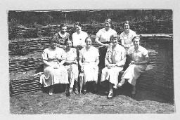 Vakantieclub van het Jonge Vrouwen Gilde bij het clubhuis Ingeborg 1935