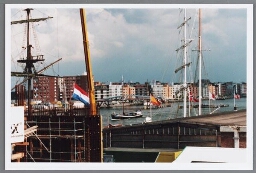 De haven van Amsterdam tijdens Sail 2000. 2000