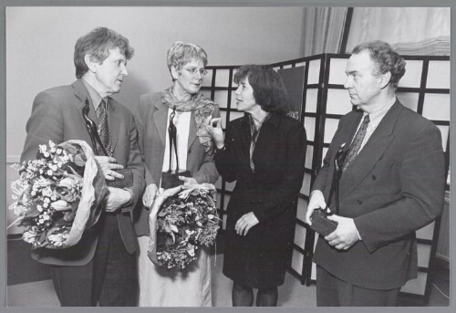 Uitreiking van de Sapientia prijs door mevrouw Tineke Netelenbos, staatssecretaris van Onderwijs. 1997