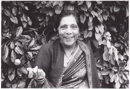 Portret van de Indiase Zubeida Ahmad werkte 27 jaar bij de ILO 1985