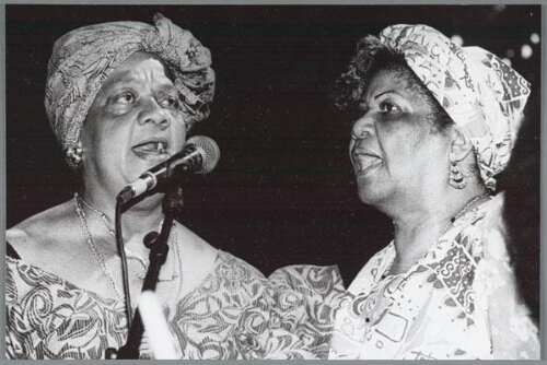 Optreden van de muziekgroep Mama Kumba tijdens Europride 1994