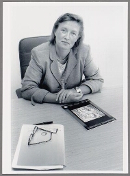 Portret van Joke Lanphen.Tweede vrouwelijke voorzitter van de KNMG. 199?