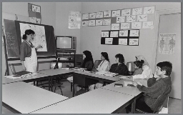 Kadertraining gezondheid voor Turkse en Marokkaanse vrouwen in huize Yasmin. 1987