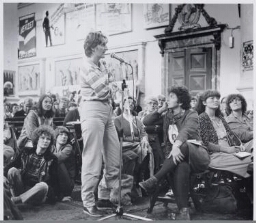 Studiedag feminisme en vredesbeweging door Vrouwen voor Vrede en Vrouwen tegen Kernbewapening. 1982