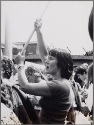Elske ter Veld tijdens FNV demonstratie  met vrouwenblok. 1979