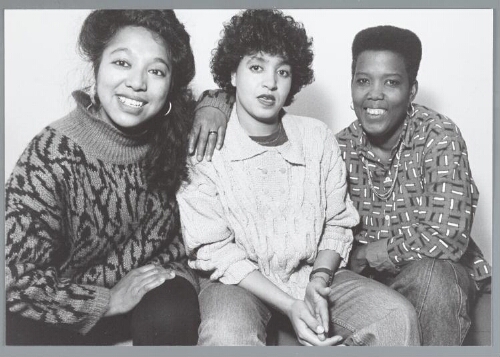 Drie zwarte medewerkers van de Maan vrouwenhulpverlening 1990