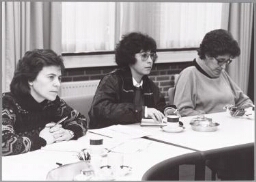 Bezoek van een delegatie Spaanse en Portugese vrouwen aan de Emancipatieraad in februari 1986. 1986