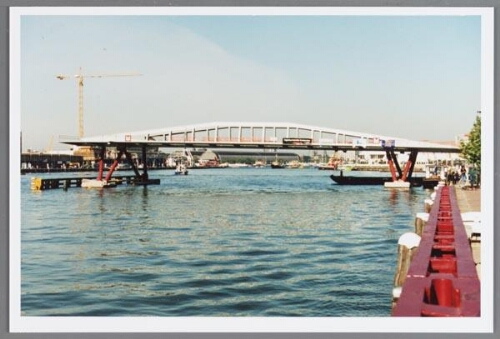 Het IJ in Amsterdam tijdens Sail 2000 2000