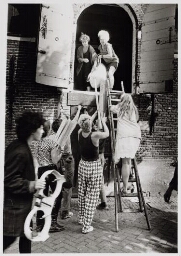 Vrouwenkraak van pakhuizen 1983