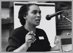 Astrid Roemer op het werkcongres van de LPVZ. 1992