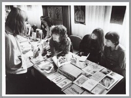 Tijdens de Buchmesse zijn Europese vrouwenuitgeverijen vertegenwoordigd 1979