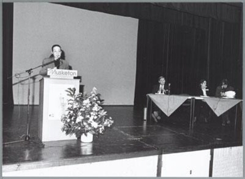 Viering van het 10-jarig bestaan van het vrouwengezondheidscentrum 'Aletta'. 1990