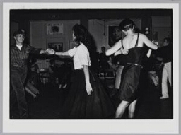 Afdansen bij de vrouwenstijldanscursus in Kenau, Amsterdam 1984