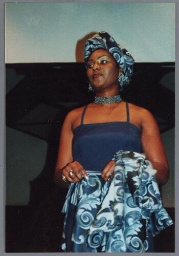 Modeshow tijdens de uitreiking van de Zami Award 1999 met als thema 'mode en diversiteit' 1999