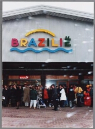 Opening van winkelcentrum Brazilië om Amsterdam Oost 1999