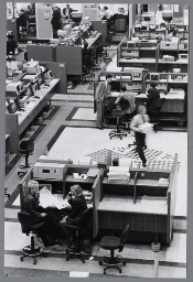 Vrouwen werkzaam bij de effectenbeurs. 1992