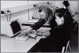 Open dag op de Haagse Hogeschool voor de intersector informatica. 199?