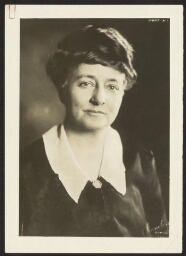 Portret van Maud Wood Park, Presidente van de National League of Women Voters in de VS 193?