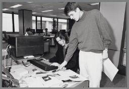 Journaliste werkzaam bij de Haagsche Courant. 1990