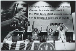 Panel tijdens het internationale congres van vrouwenvakbonden: Changing the world through equality. 1994