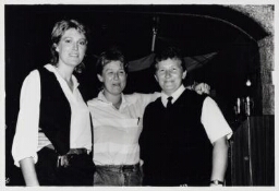 Eigenaresse, barkeepster en uitsmijtster van vrouwendisco. 1986