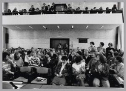 De zaal tijdens het werkcongres van de LPVZ. 1992