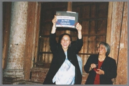 Shahadija Galjus winnares tijdens de Zami Award 2002 met als thema 'Intergenerationele samenwerking' 2002