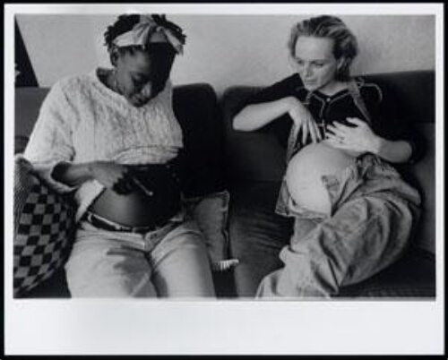 Portret van de zwangere Nina en Inez 1996