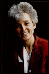 Vanaf 1989 werkte Jacqueline Cramer als senior onderzoeker bij het studiecentrum voor technologie en beleid van TNO-STB 1997
