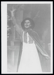 De Graal was een katholieke meisjesbeweging in het bisdom Haarlem opgericht in 1928, opgeheven in 1942 1935?