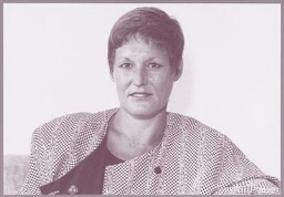 Portret van schrijfster Yvonne van de Mossleaar 1990