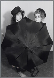Meiden in het vrouwencentrum. 1987