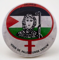 Button. 'vrijheid voor de palestijnse vrouw'.