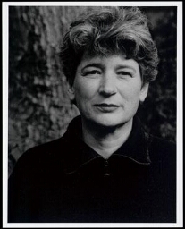 Portret van Neerlandica Maaike Meijer 1997