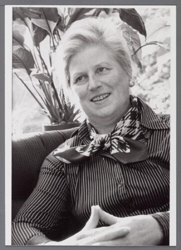 Mevrouw Rigt-Kamphuis, Presidente van de Nederlandse Vereniging van Huisvrouwen, afd 1981