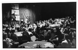 Deelneemsters aan de eerste algemene vrouwenconferentie van de FNV met o.a 1996