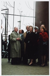 De Belgische koninklijke familie bezoekt het Barcelonaplein. 2000