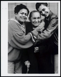 Drie generaties molukse vrouwen 1995