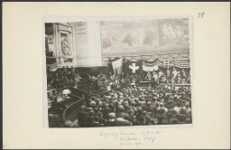 Overzicht van de zaal met deelnemers aan het tiende Internationale congres van de International Woman Suffrage Alliance (IWSA), de Wereldbond voor Vrouwenkiesrecht 1923