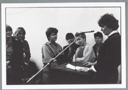 Opening K10, Hedy d'Ancona houdt toespraak. 1982