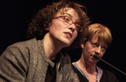 Astrid Feiter en Suzanne Weusten discusiëren tijdens het Lover debat met als thema 'Feminisme is (niet) te koop' 2003
